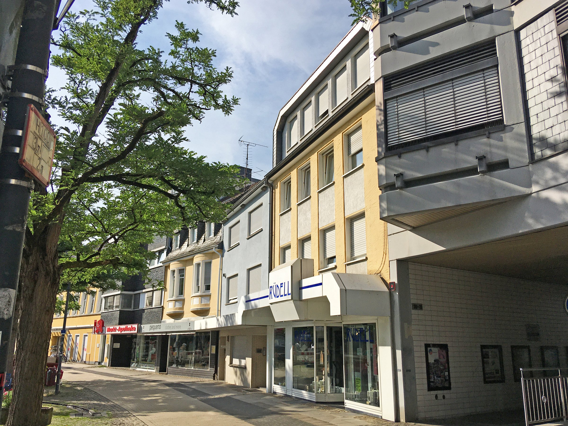 Häuserzeile am Marktplatz in Eitorf